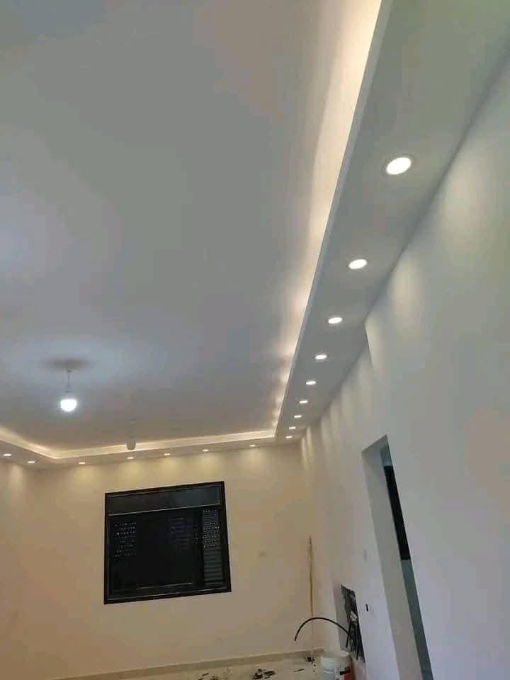 مشروع معلم دهانات مصري في الدهانات والديكور